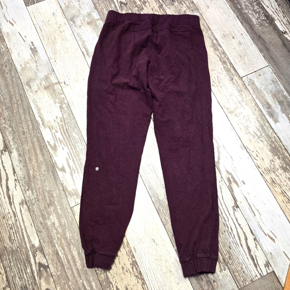 Lululemon Athletica Women's Jogger Plum Burgundy Size 6